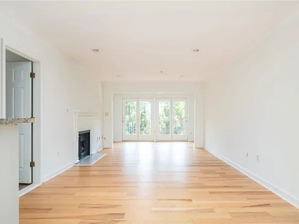 3203 Lenox Rd NE APT 28, Atlanta, GA 30324