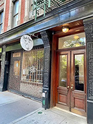 Rented by Waverly Realty Associates | media 9