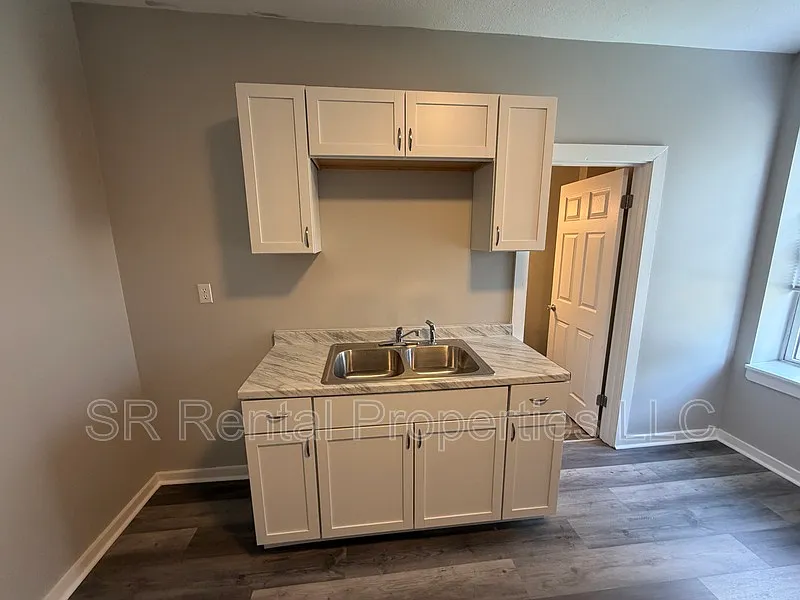1 bed, 1.0 bath, 600 sqft, $750 — Photo 2