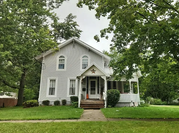 120 Elm St, Wellington, OH 44090
