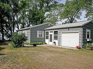 15135 215th Ave, Spirit Lake, IA 51360