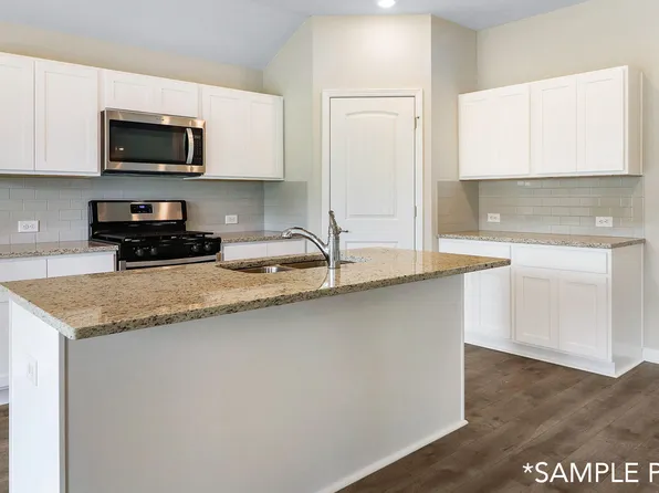 214 Hadley Ct, Breaux Bridge, LA 70517