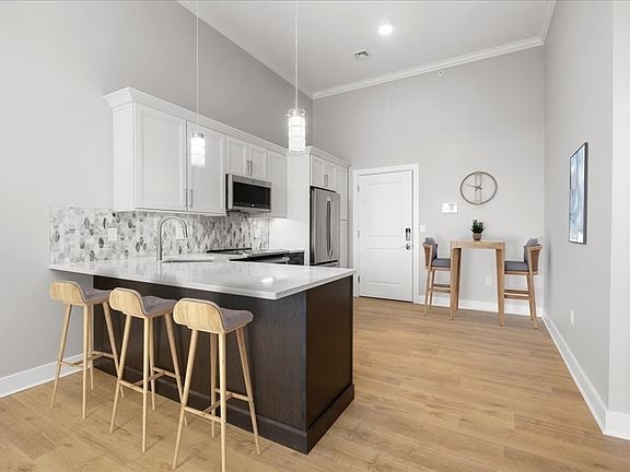 5th image of 21 Totman St #401