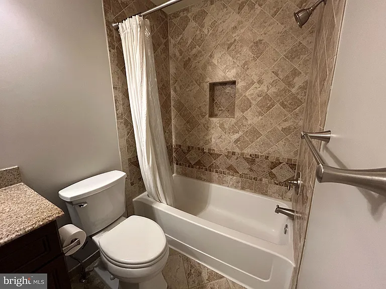 14537 Creek Branch Ct — Photo 13