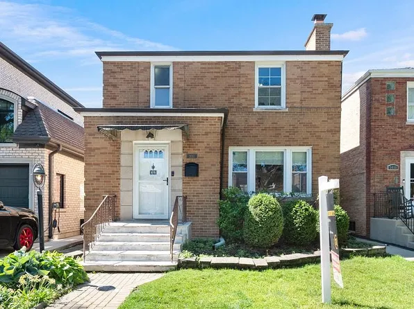 3011 W Jarvis Ave, Chicago, IL 60645