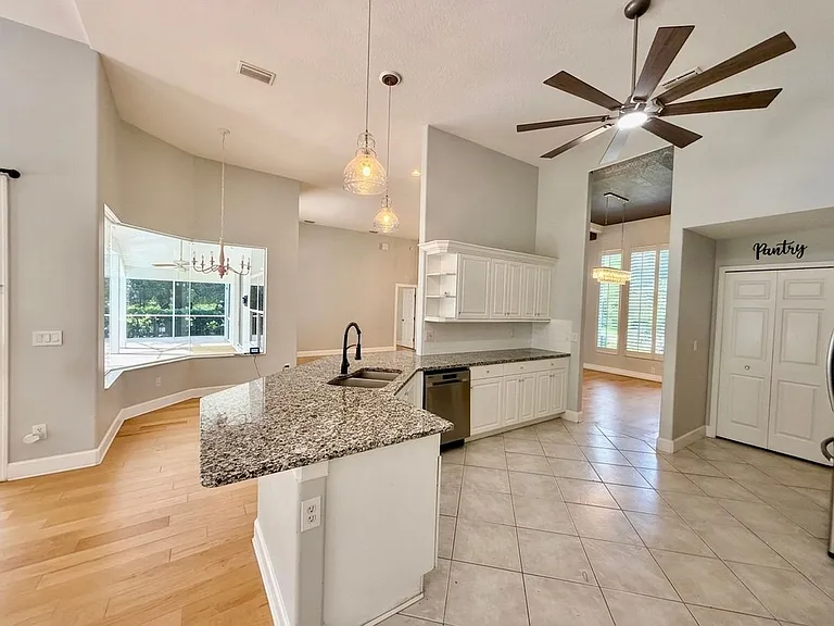63 Bay Lake Dr — Photo 8
