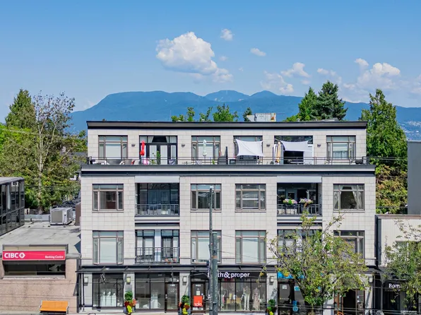 4479 W 10th Ave #301, Vancouver, BC V6R 2H8