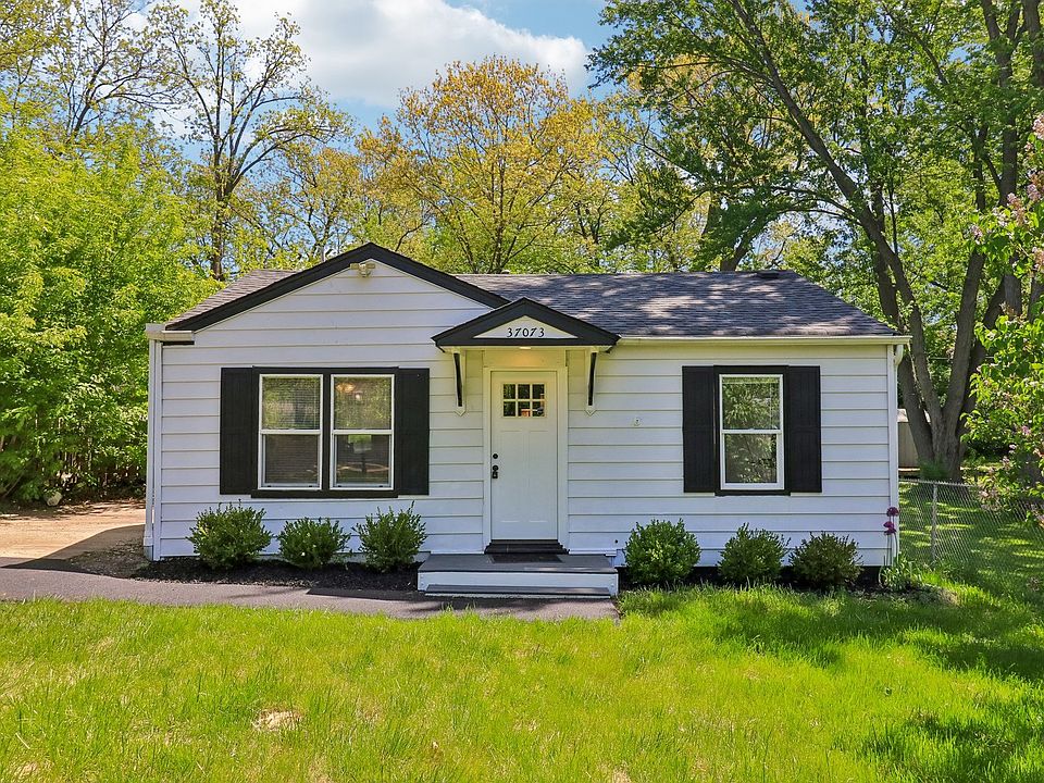 1st image of 37073 N Antonio Ave