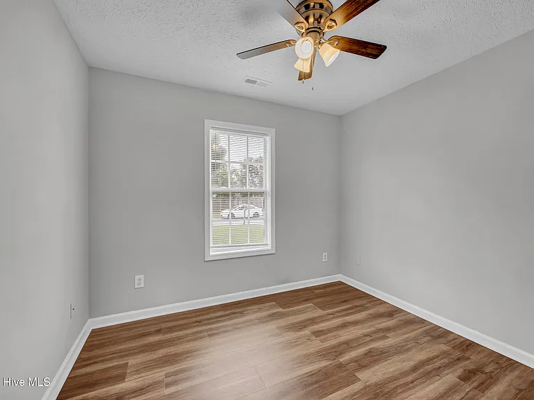 7005 Alamosa Dr — Photo 21