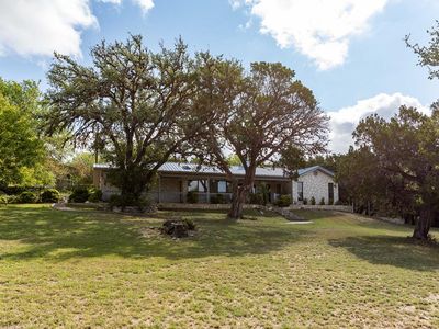 135 Roundabout Ln, Kerrville, TX, 78028