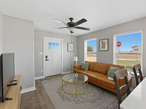 5th image of 20 Tate Ln #114