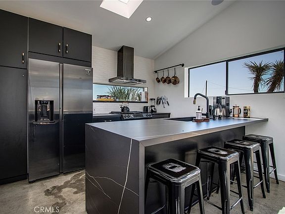 3rd image of 1564 Luna Mesa Rd