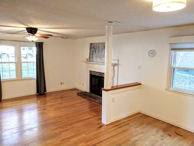 400 Hillstone Dr — Photo 5