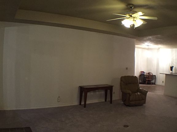 4th image of 36 Southridge Dr
