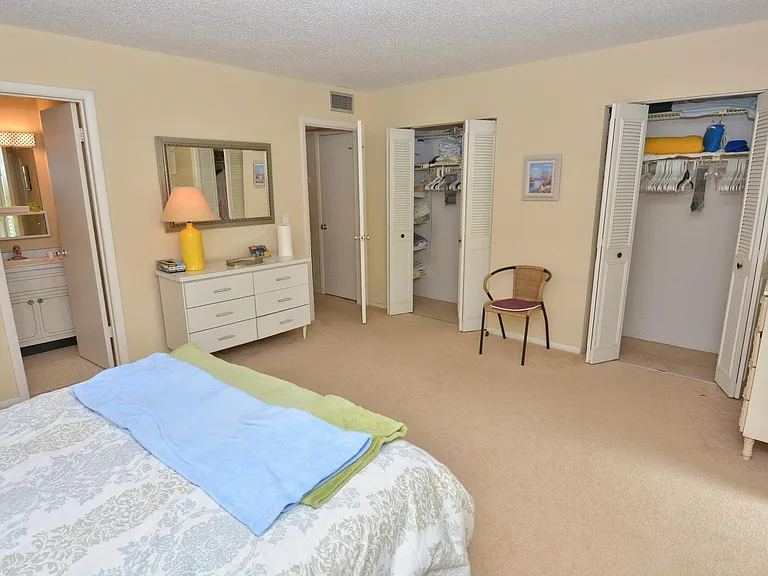 1225 NW 21st St #2105 — Photo 20