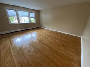 28 McAdoo Ave FLOOR 2, Jersey City, NJ 07305