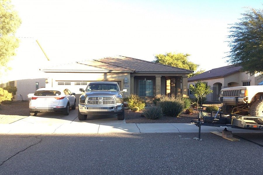 1st image of 26122 W Tonopah Dr