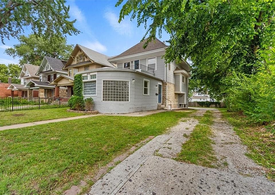4216 Saint John Ave, Kansas City, MO 64123 Zillow