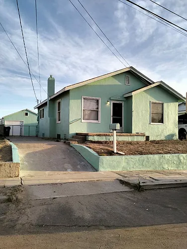 709 Valley Ave Photo 1
