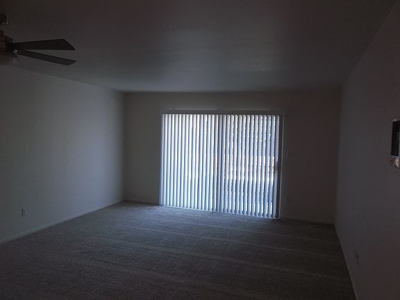 4th image of 4721 Lamont St APT 17