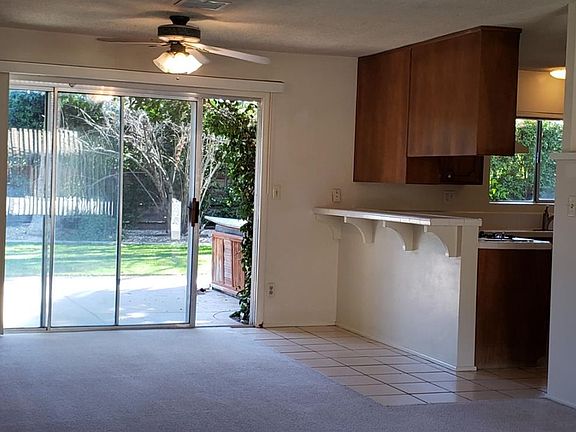 3rd image of 1320 S San Mateo Dr