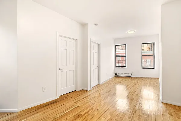 Rented by Compass | media 13