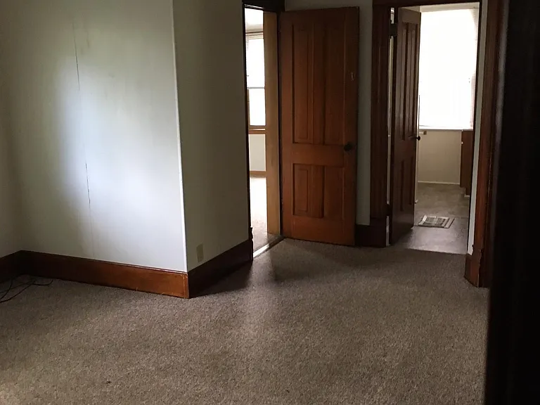 906 Cass St #UPPER — Photo 7