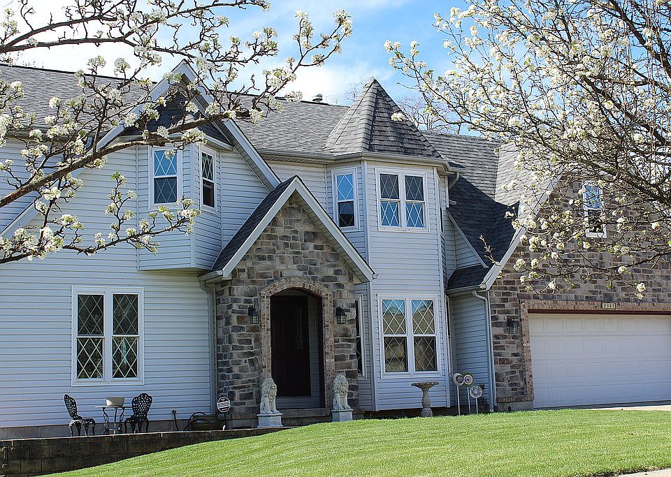 1st image of 2345 Henesy Ln
