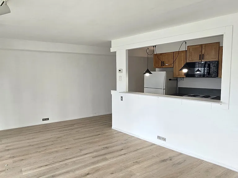 300 N State St #2527 — Photo 3