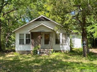 606 N Parkway Dr, El Dorado, AR 71730