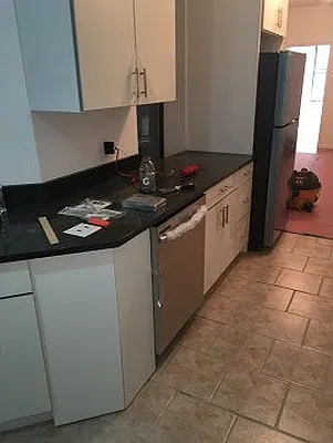 Rented by Eric Goodman Realty Corp | media 32