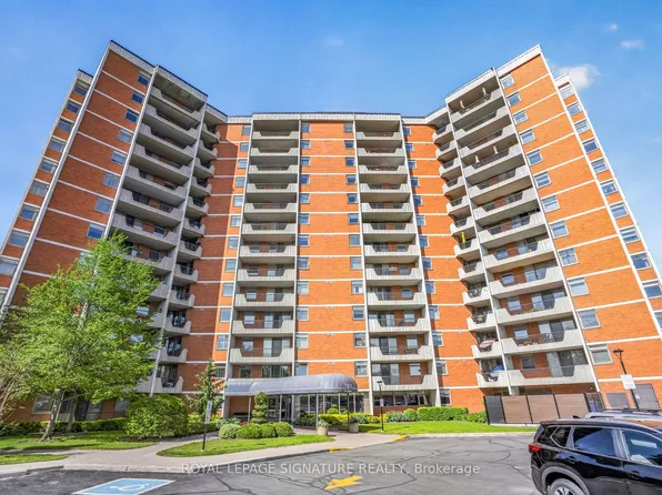 7811 Yonge St #103, Markham, ON L3T 4S3