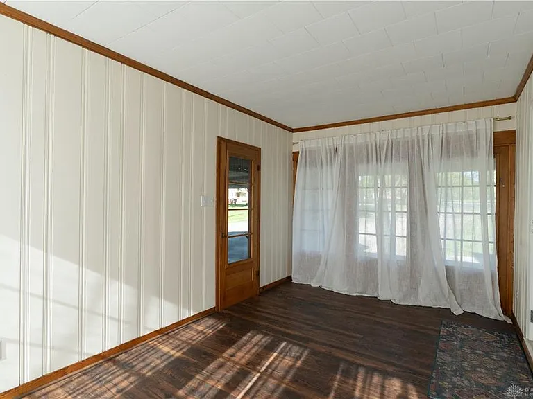 1328 Hanes Rd — Photo 17