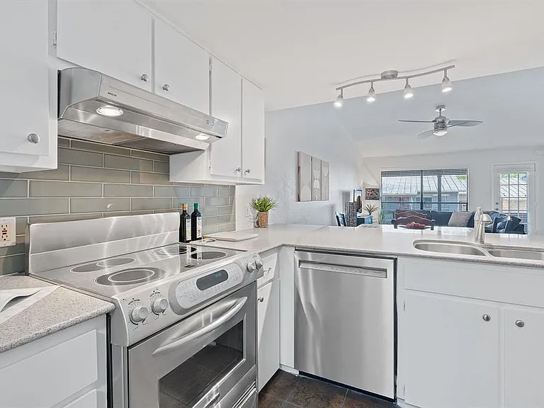 1101 Hollow Creek Dr #2203 — Photo 17
