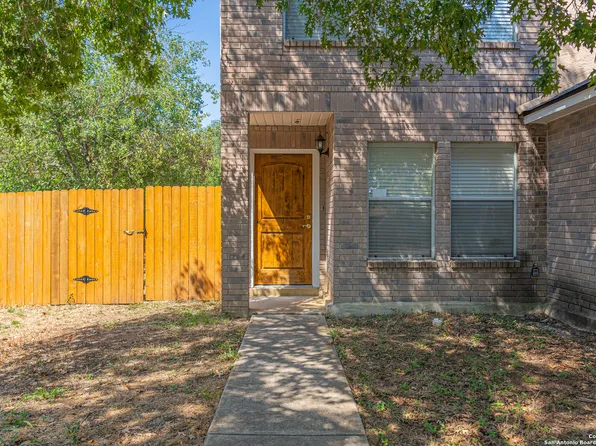13303 Lost Lake Dr, San Antonio, TX 78249