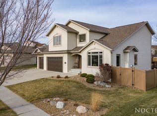 4730 Feldspar Dr, Bismarck, ND 58503