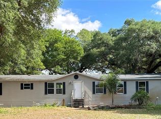 17015 SE 173rd Terrace Rd, Weirsdale, FL 32195