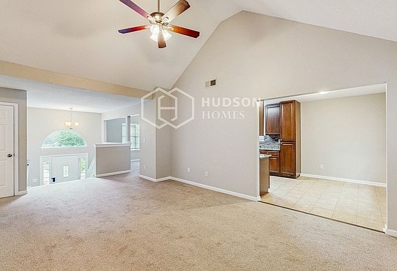 3rd image of 3196 Lower Creek Dr