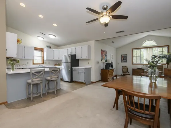 3910 South 92nd STREET #3910, Milwaukee, WI 53228
