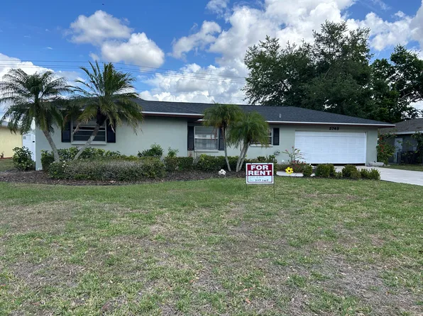 5745 Augusta Cir, Sarasota, FL 34238