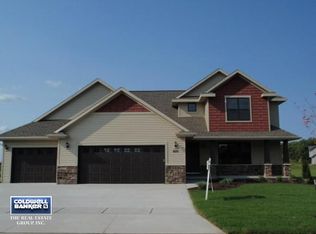 600 Pebblestone Cir, Oneida, WI 54155