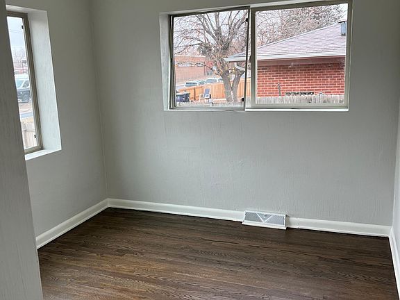 4th image of 1-3427 N Grape St #1