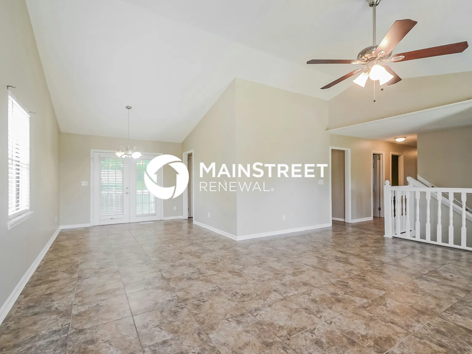 1788 Creely Dr — Photo 3