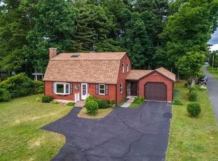 273 Ponders Hollow Rd, Westfield, MA 01085