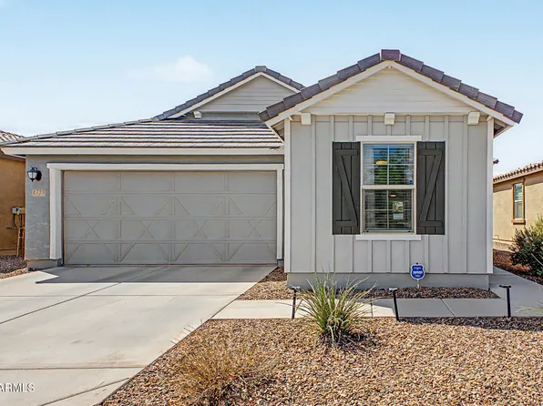 4728 S RIATA Street, Gilbert, AZ 85297