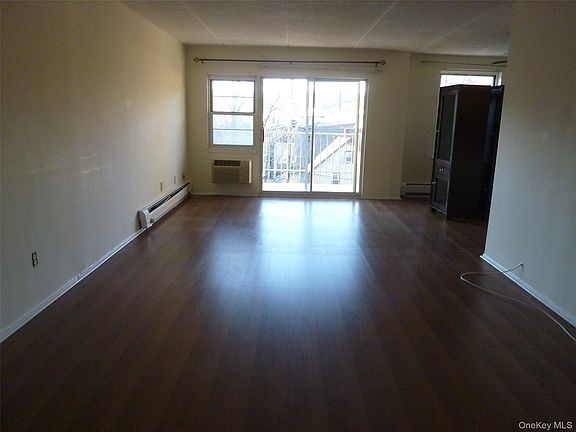 2nd image of 35 Park Ave APT 2D
