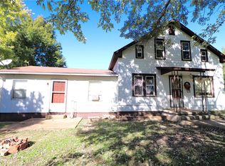 827 Dwight St, Lebanon, MO 65536