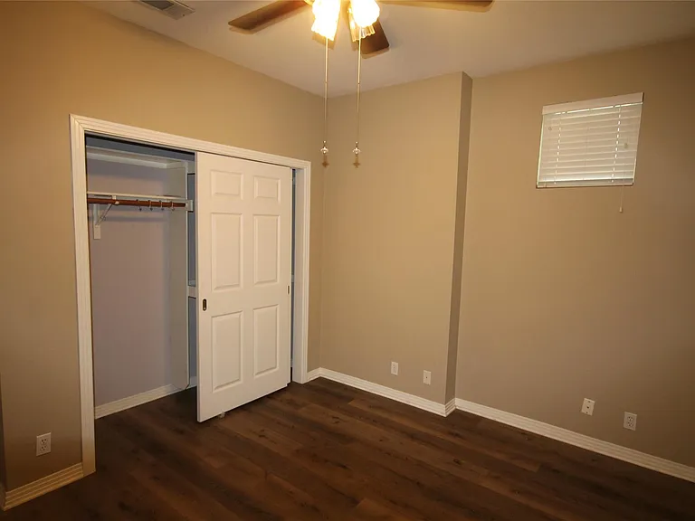 11558 Spicewood Pkwy #13 — Photo 9