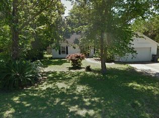 257 Glenview Ave, Valparaiso, FL 32580