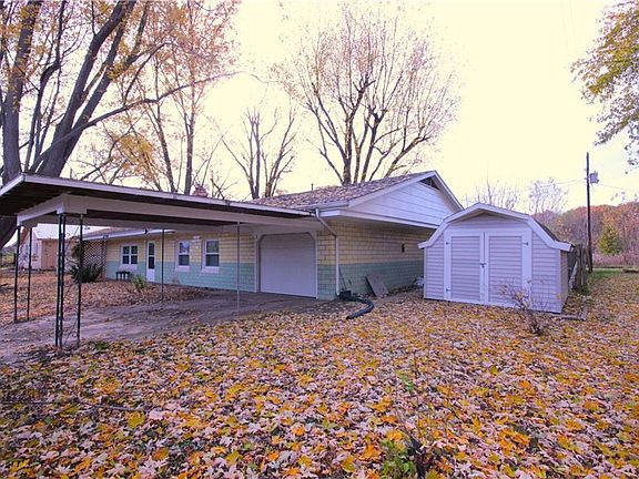 4th image of 803 County Road 500 E